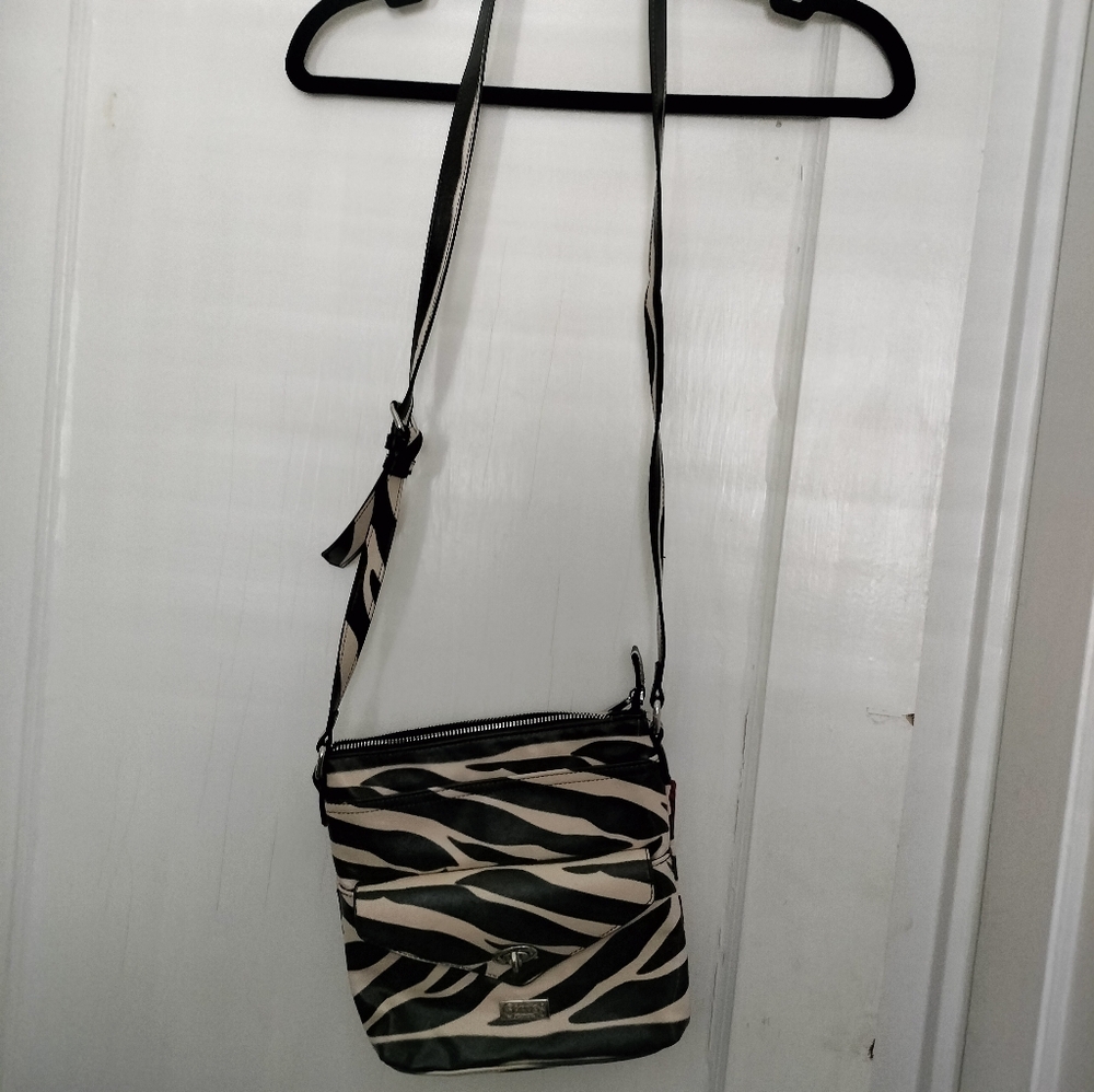 Carlos Santana Bag Zebra Animal Print Cross Body Purse & Wallet Set